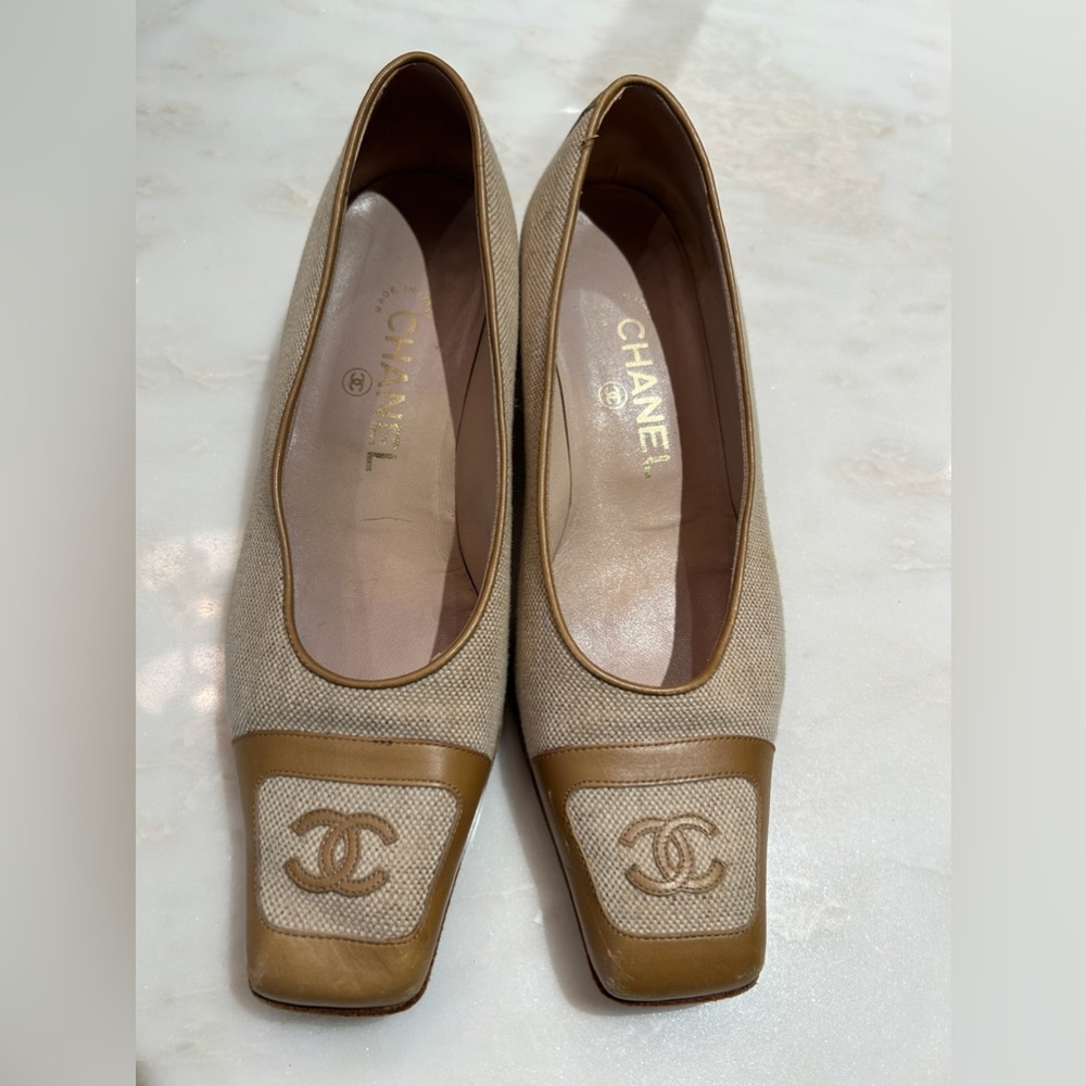 Chanel Pump